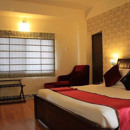Orchid Suites - A Boutique Hotel Bangalore Off Residency Road Екстериор снимка