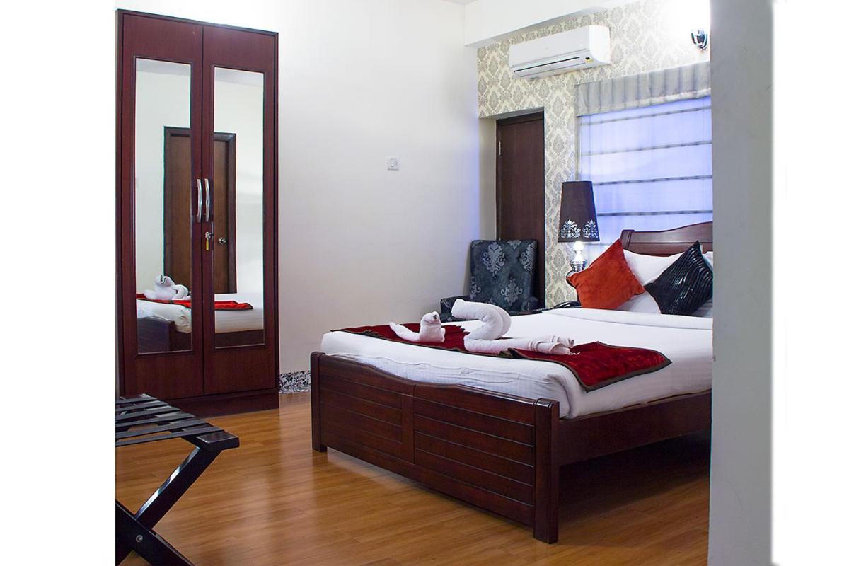 Orchid Suites - A Boutique Hotel Bangalore Off Residency Road Екстериор снимка
