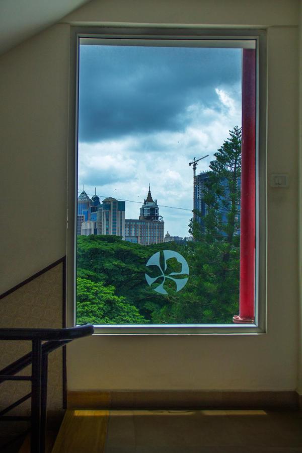Orchid Suites - A Boutique Hotel Bangalore Off Residency Road Екстериор снимка