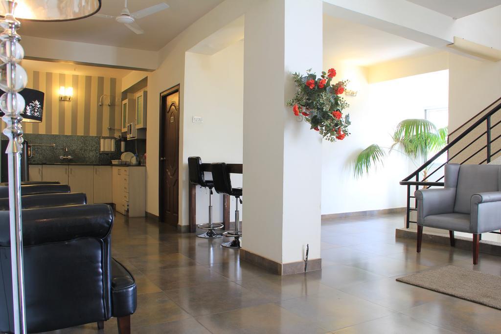 Orchid Suites - A Boutique Hotel Bangalore Off Residency Road Екстериор снимка