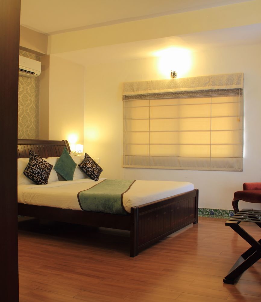 Orchid Suites - A Boutique Hotel Bangalore Off Residency Road Екстериор снимка