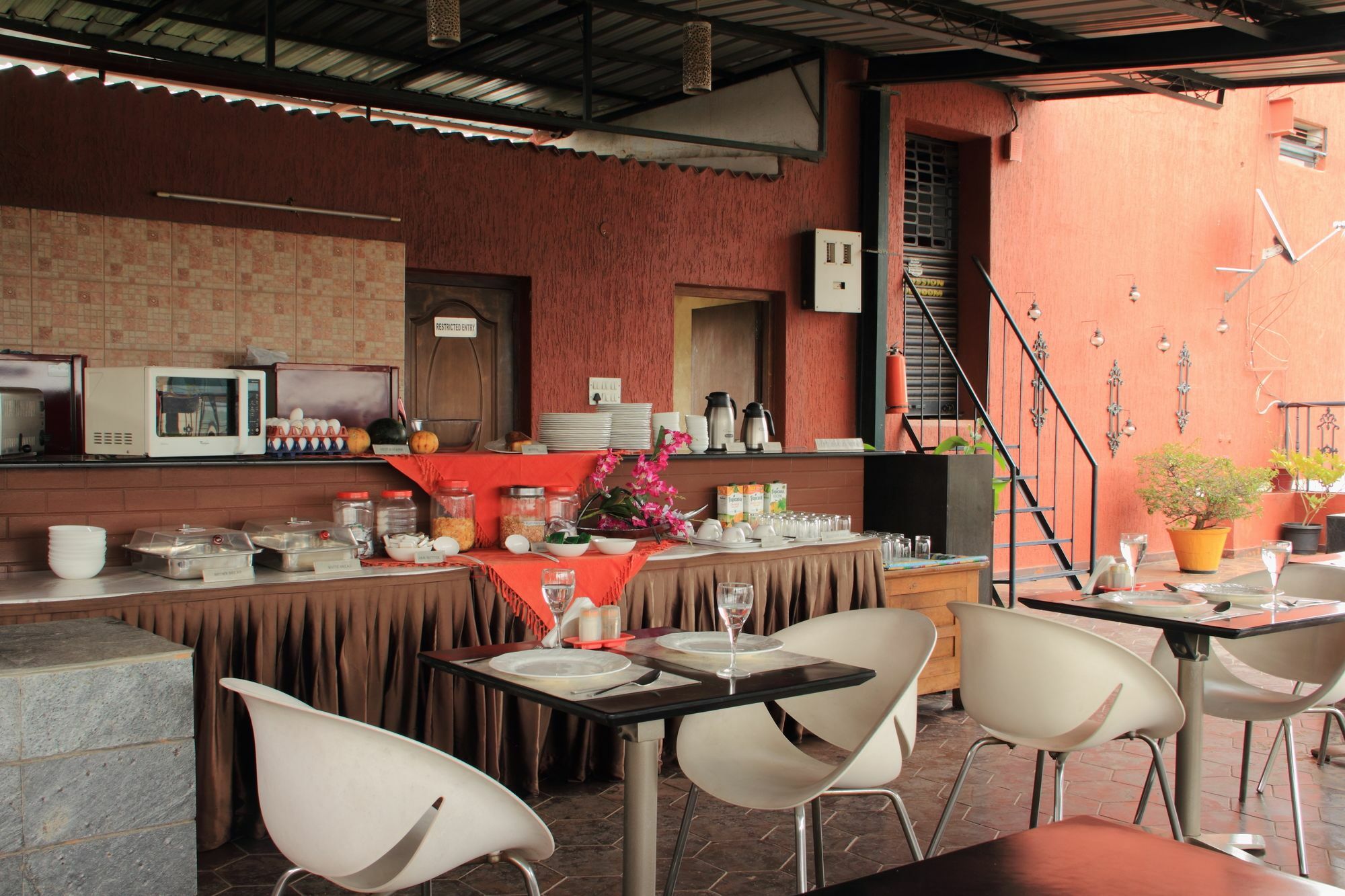 Orchid Suites - A Boutique Hotel Bangalore Off Residency Road Екстериор снимка